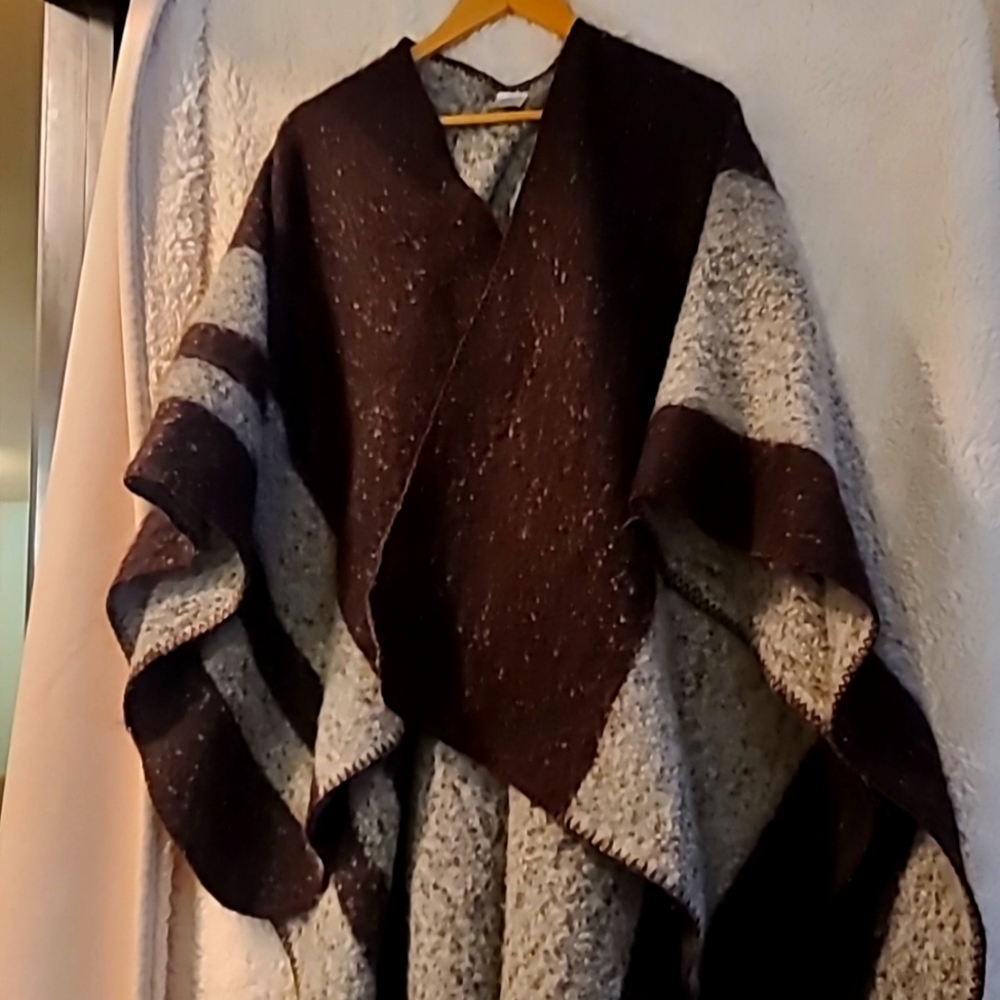 Womens soft and warm Designer Shawl Poncho